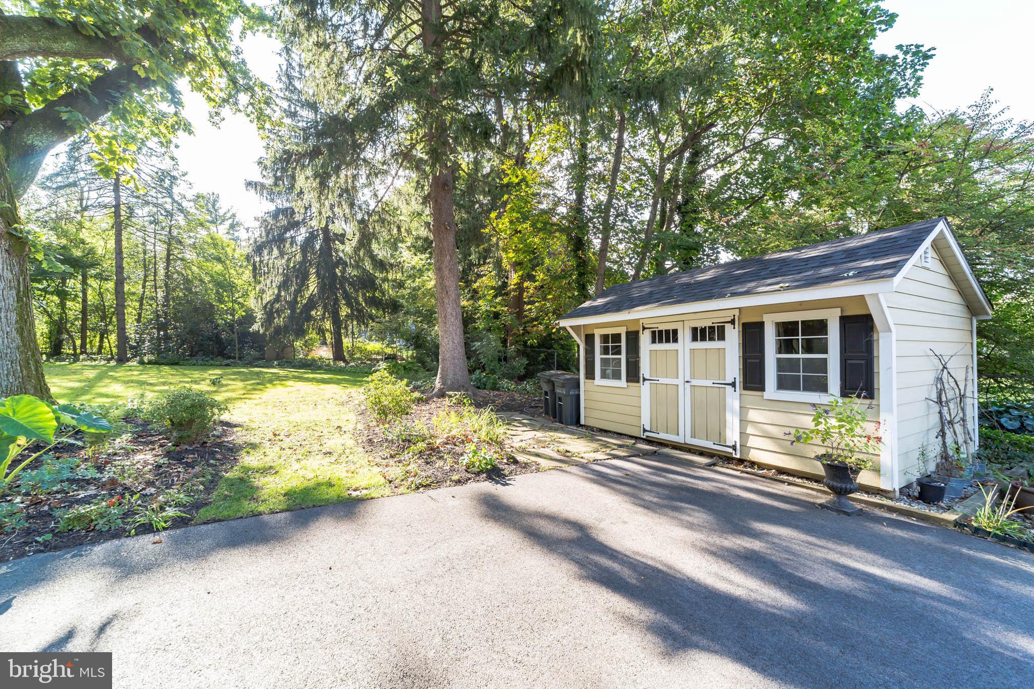 320 South Wayne Avenue Wayne, PA 19087 - Photo 46 of 54