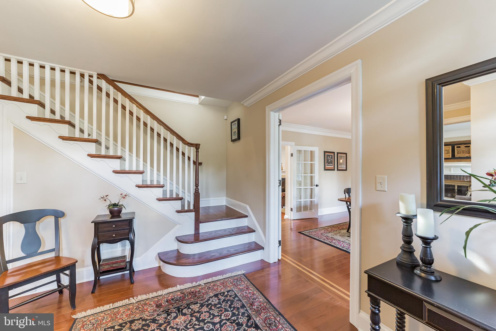 320 South Wayne Avenue Wayne, PA 19087 - Photo 6 of 54 Foyer