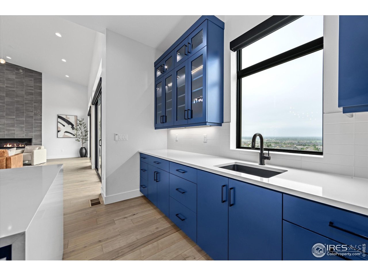 2145 Picture Point Drive Windsor, CO 80550 - Photo 9 of 40 a bathroom with a granite countertop sink mirror and double