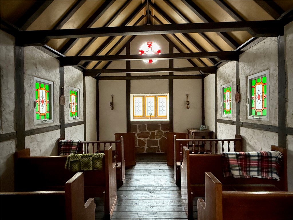 28799 Highway 83 Concan, TX 78838 - Photo 36 of 40 a living room with furniture and wooden floor