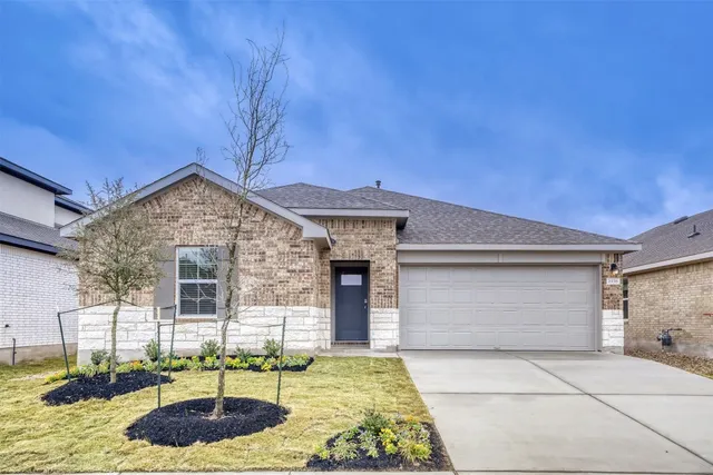 $2,100 | 1936 Bandito Bluff Pass, Leander, TX 78641