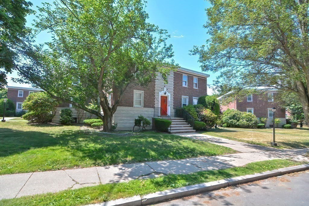 42 Newman Road, Unit 4 Malden, MA 02148 - Photo 31 of 34 Gallery Image 31