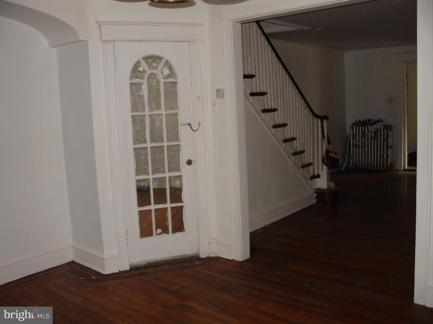 293 Copley Road Upper Darby, PA 19082 - Photo 6 of 16