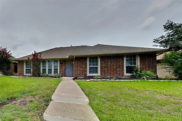 $2,445 | 1601 Barclay Drive, Carrollton, TX 75007
