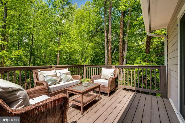 $1,135,000 | 4909 Heversham Court, Fairfax, VA 22032