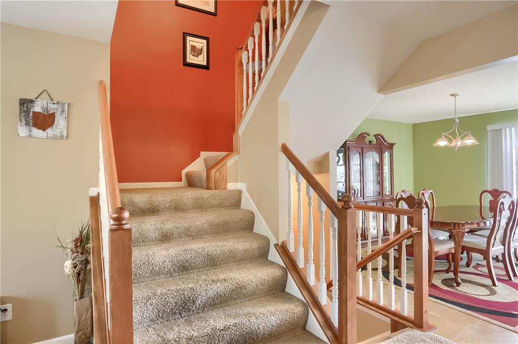 89 Castle View Drive McKees Rocks, PA 15136 - Photo 6 of 25 Gallery Image 6