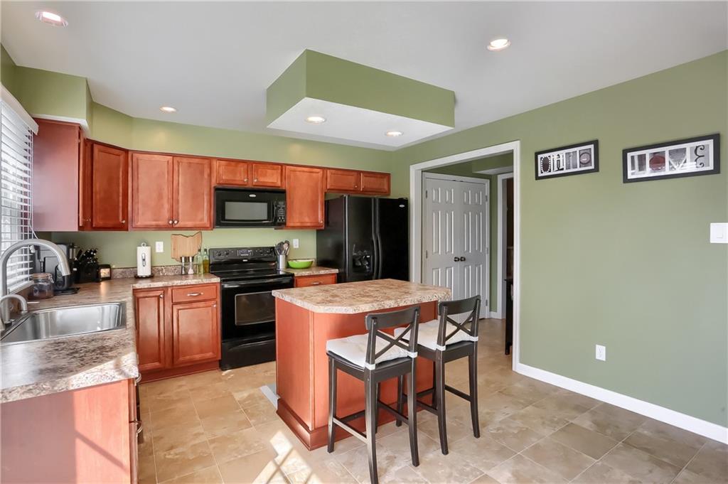 89 Castle View Drive McKees Rocks, PA 15136 - Photo 10 of 25 Gallery Image 10