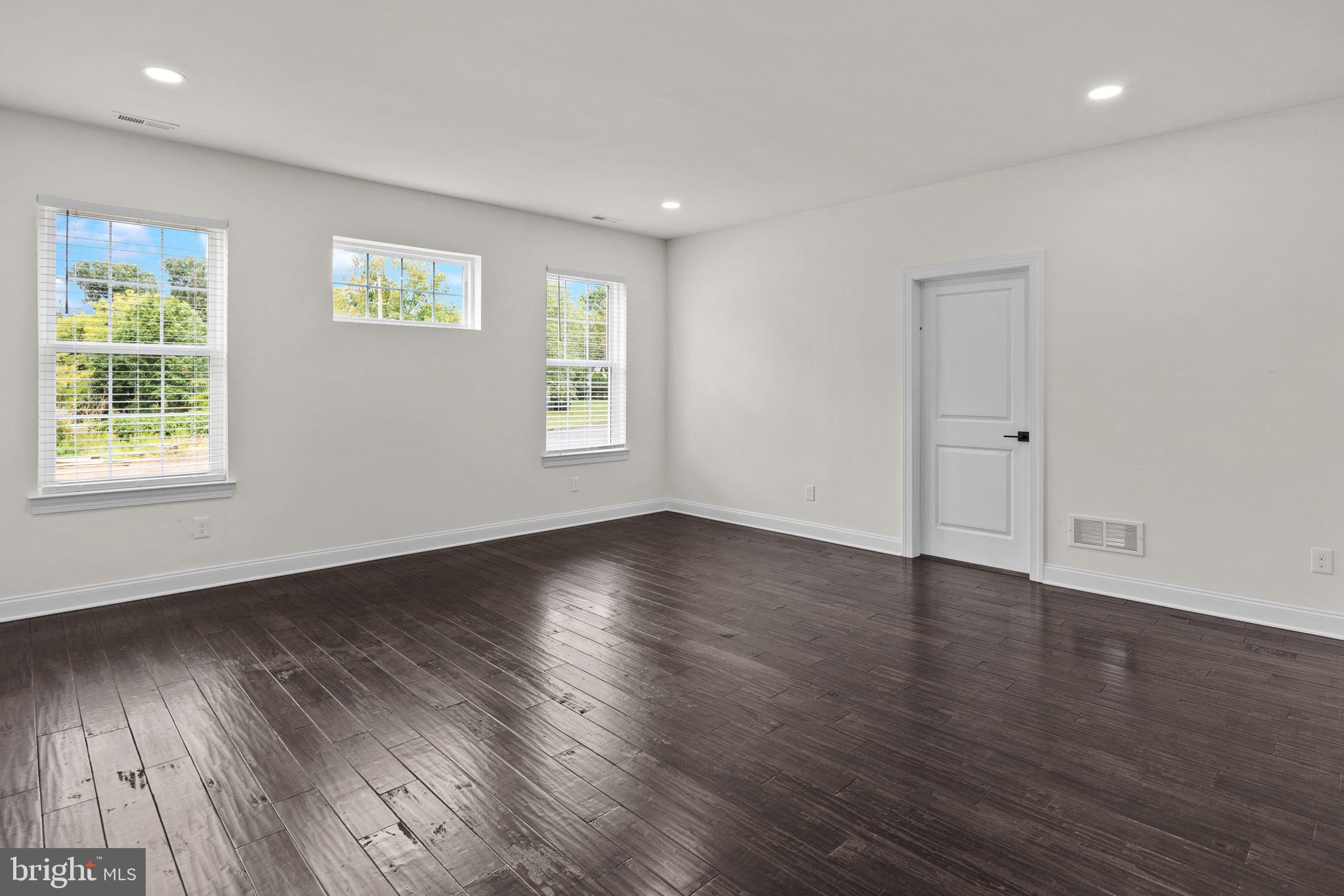 58 East Holland Road Holland, PA 18966 - Photo 20 of 50