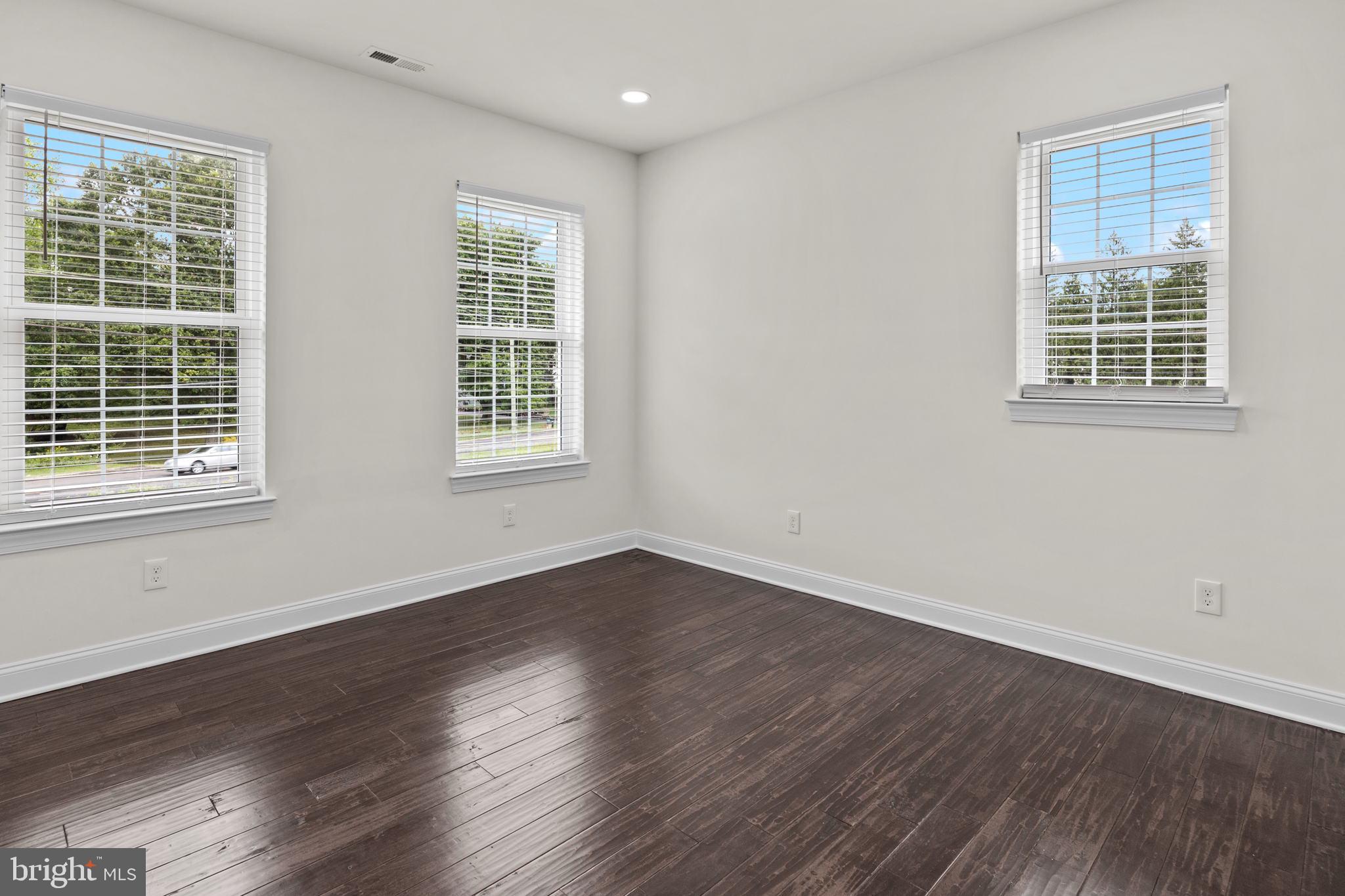 58 East Holland Road Holland, PA 18966 - Photo 32 of 50