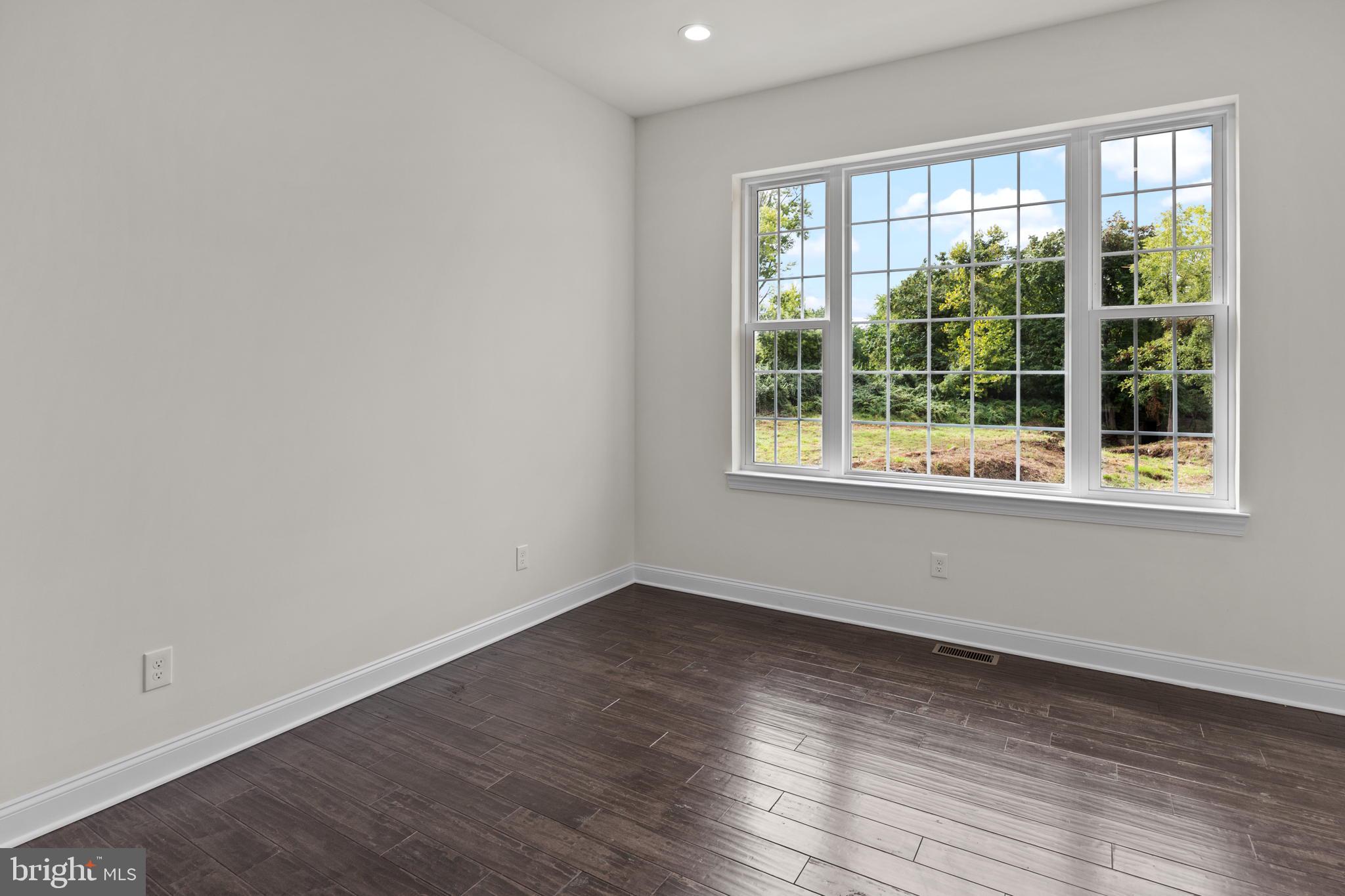 58 East Holland Road Holland, PA 18966 - Photo 9 of 50