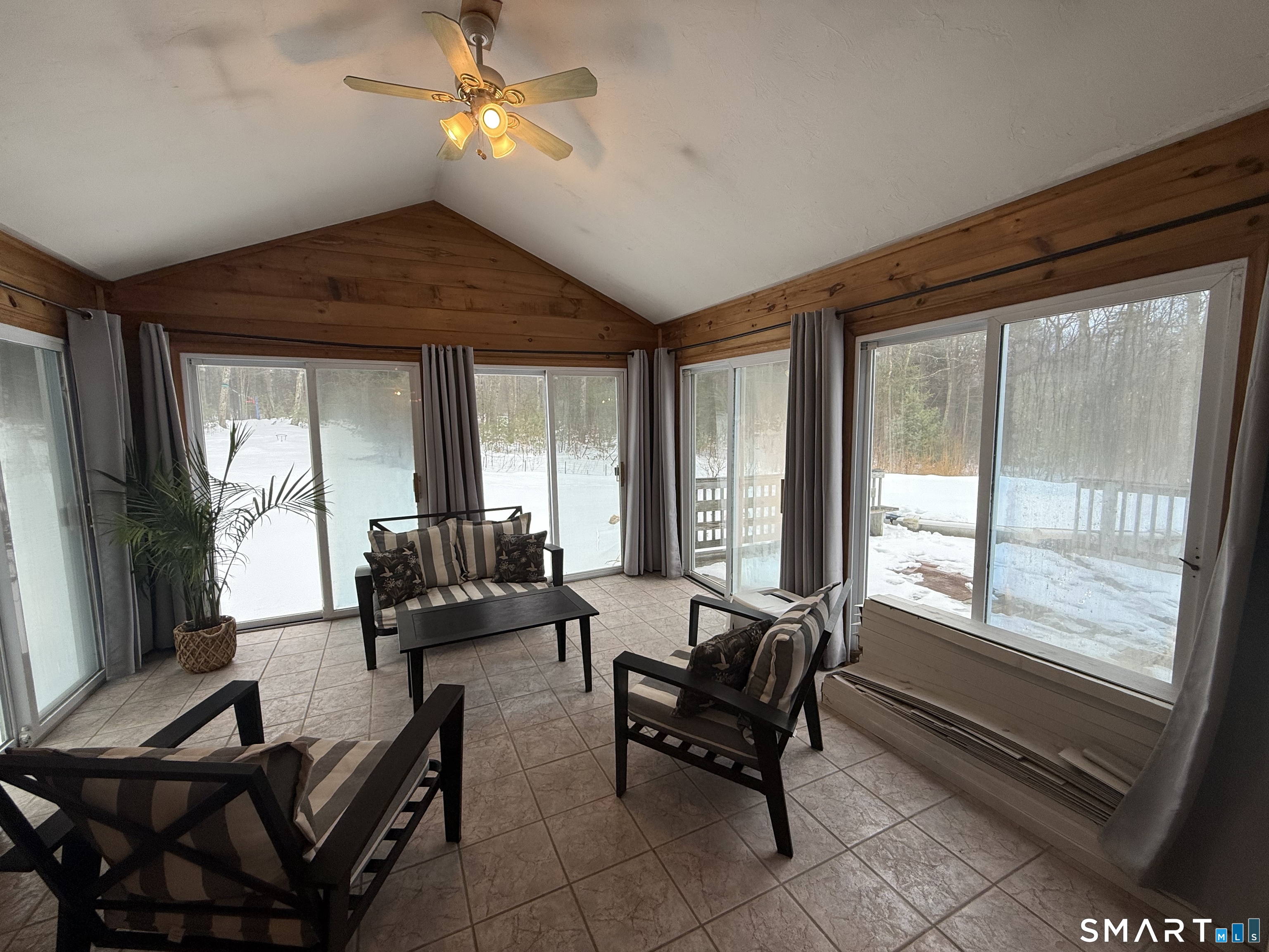 470 Fabyan Road Thompson, CT 06255 - Photo 13 of 40