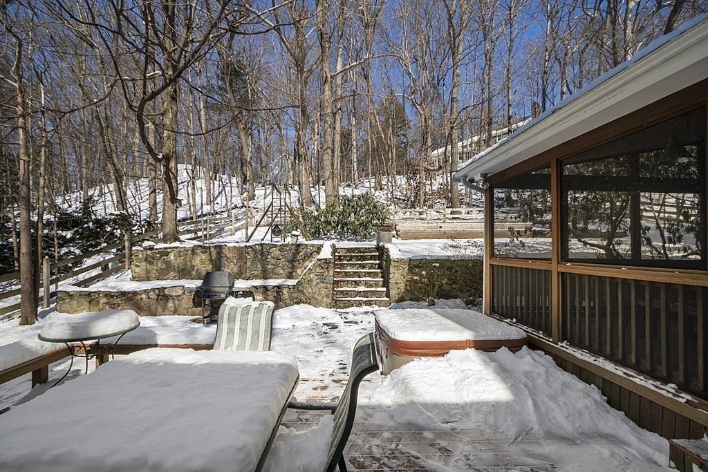 237 Varick Road Newton, MA 02468 - Photo 34 of 42