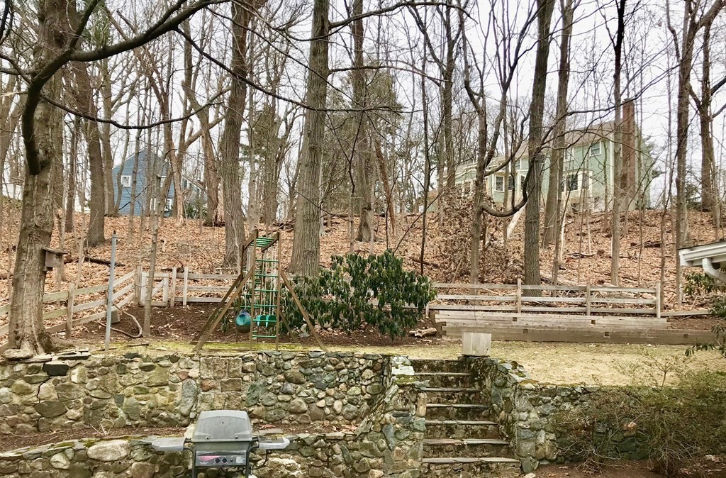 237 Varick Road Newton, MA 02468 - Photo 41 of 42