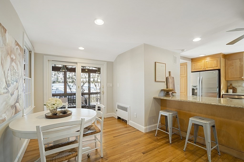 237 Varick Road Newton, MA 02468 - Photo 9 of 42