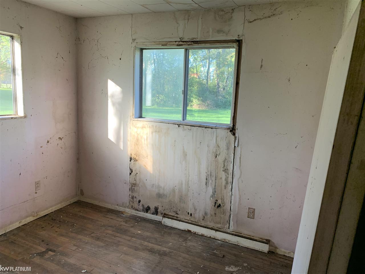 935 Capac Road Allenton, MI 48002 - Photo 8 of 9