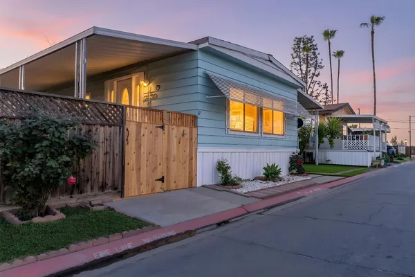 $110,000 | 2533 West McKinley Avenue, Unit 4, Fresno, CA 93728