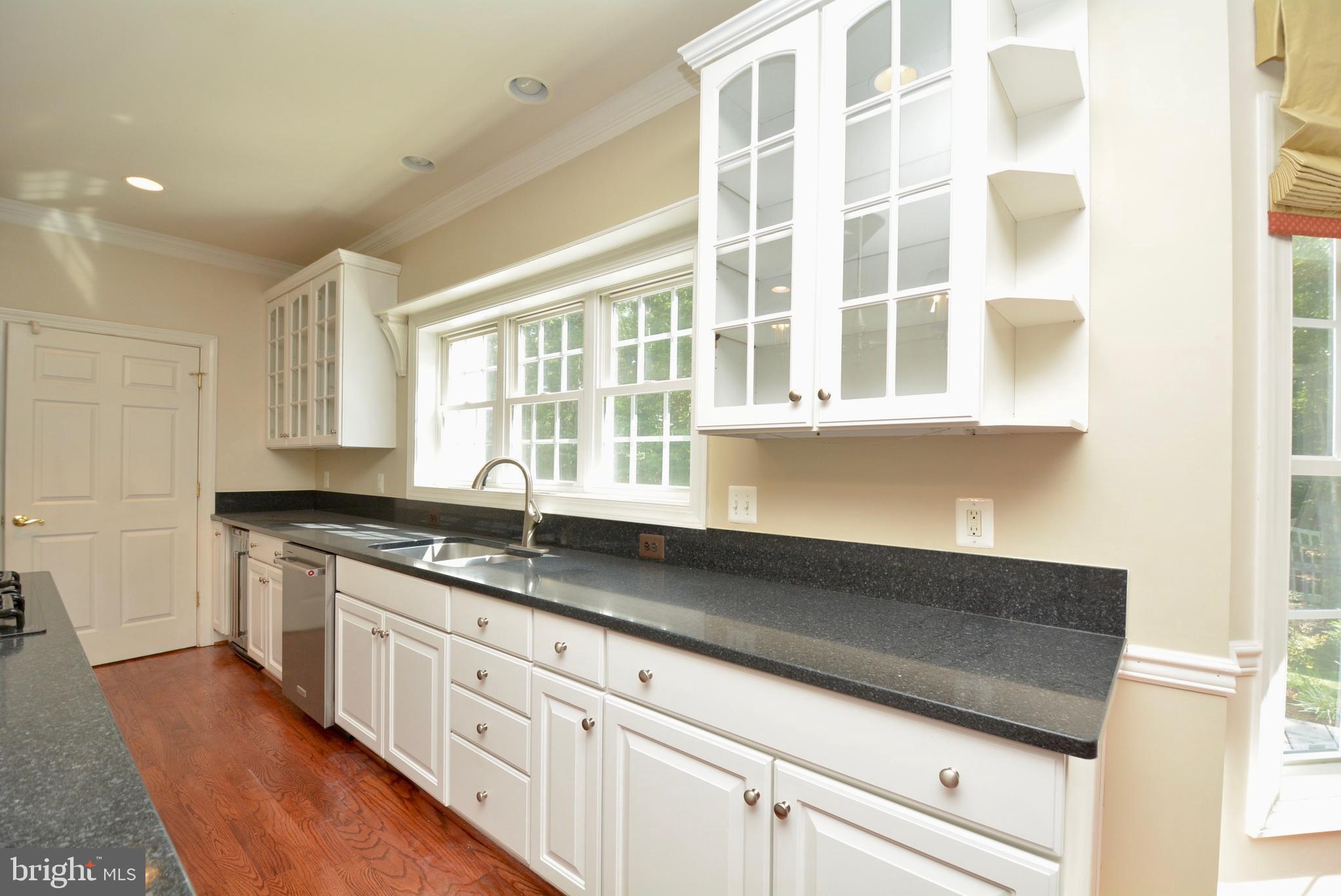 10639 Gunston Road Lorton, VA 22079 - Photo 21 of 58 Gallery Image 21