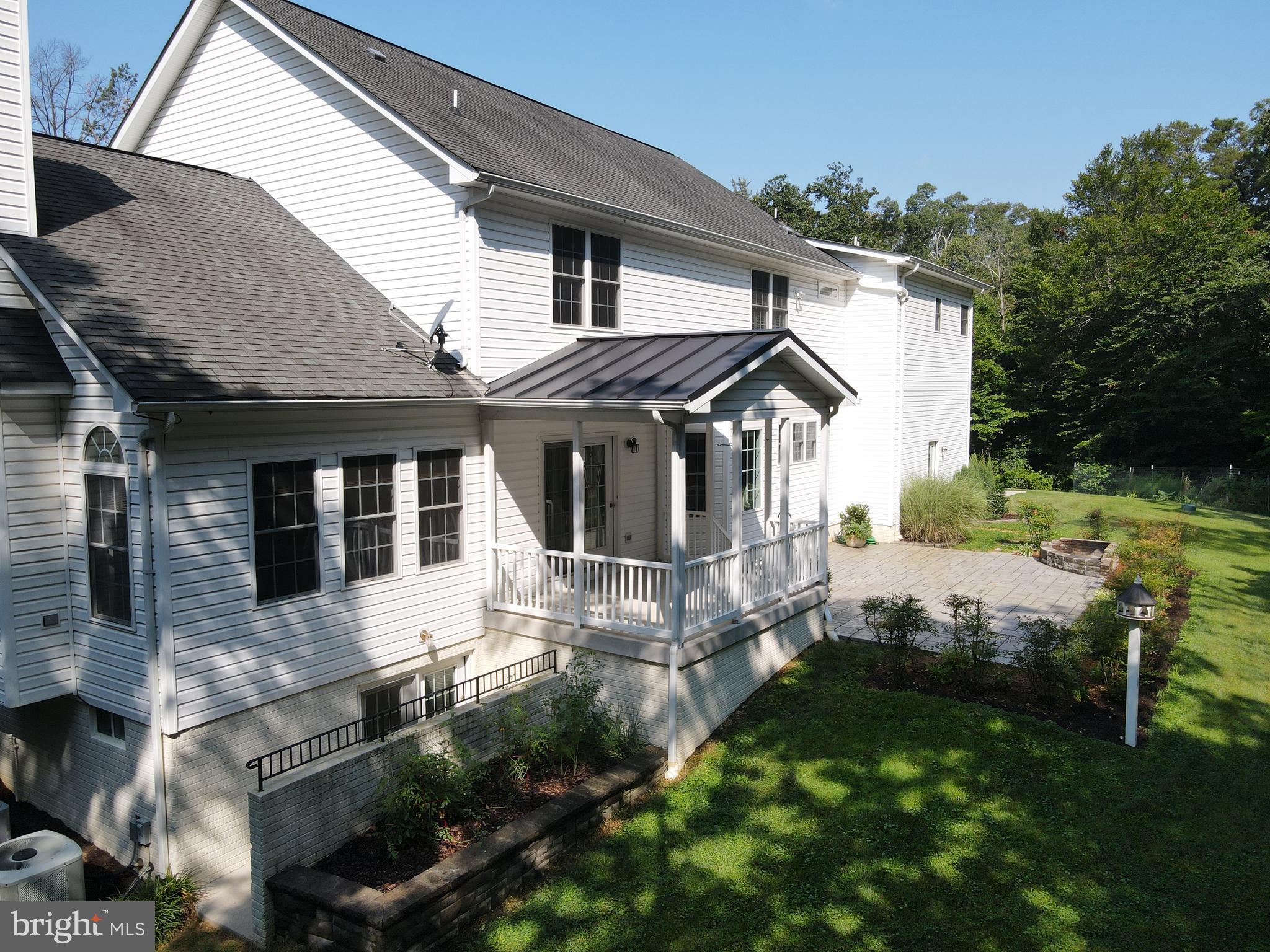 10639 Gunston Road Lorton, VA 22079 - Photo 50 of 58 Back Porch