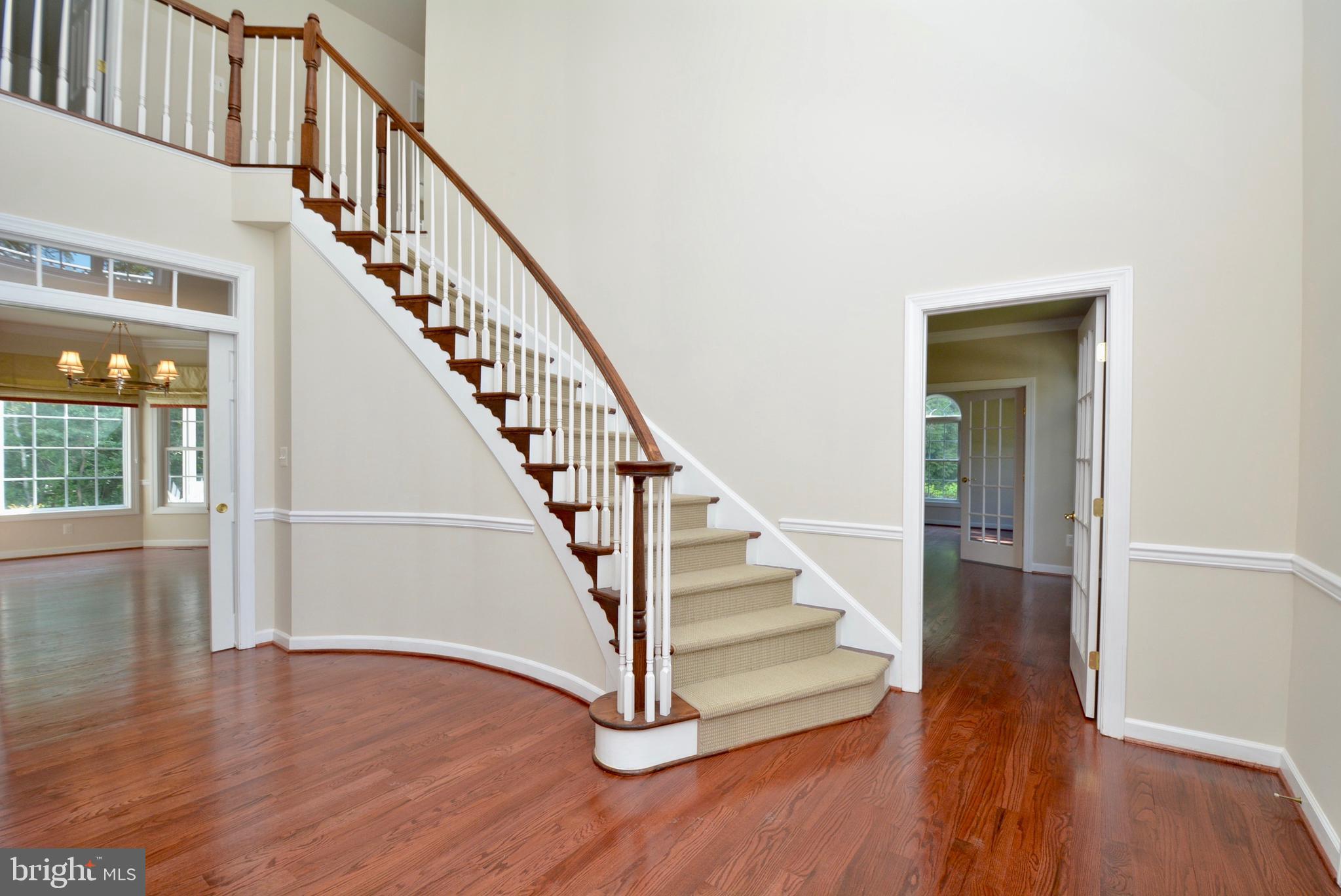 10639 Gunston Road Lorton, VA 22079 - Photo 9 of 58 Gallery Image 9