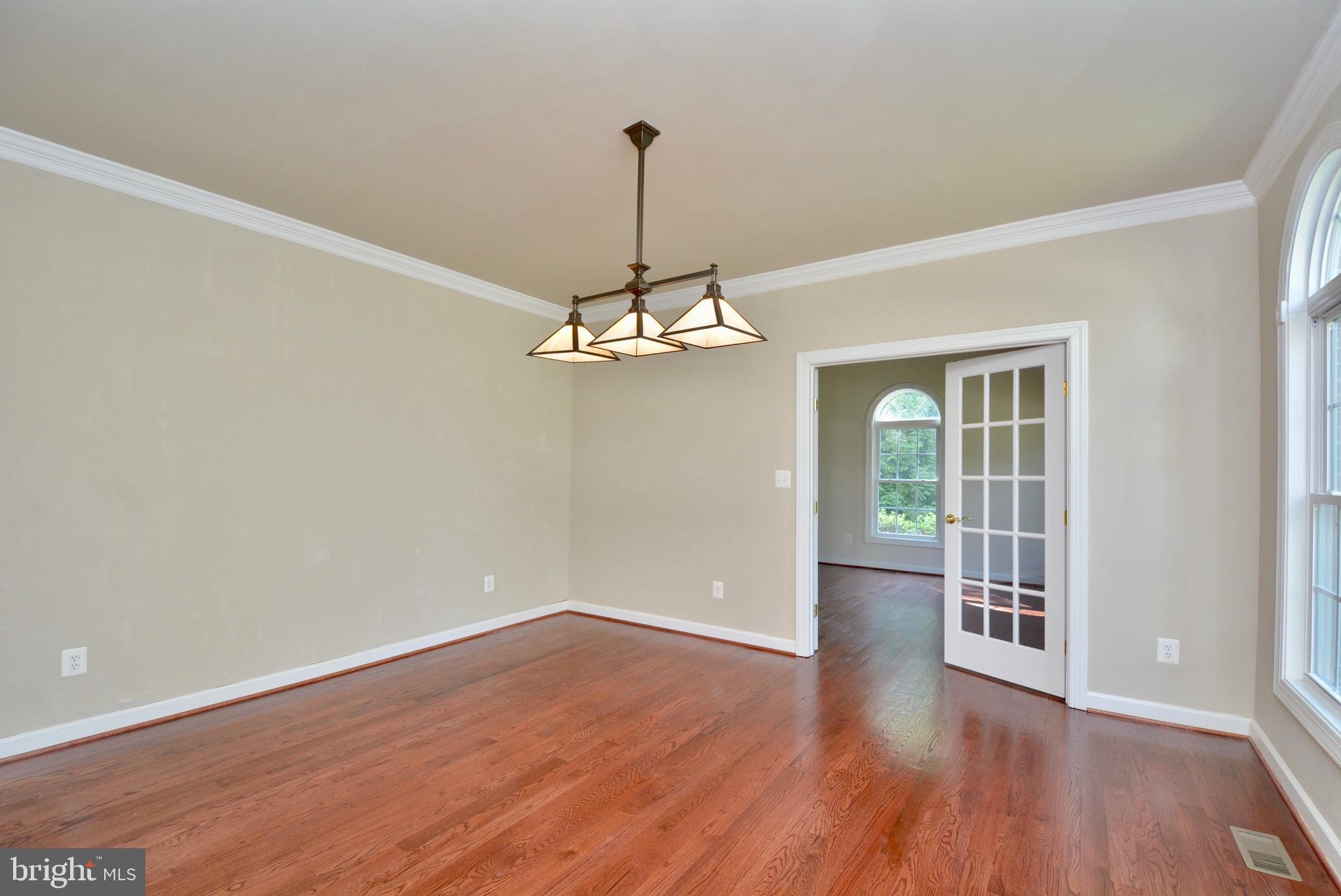 10639 Gunston Road Lorton, VA 22079 - Photo 10 of 58 Dining Room