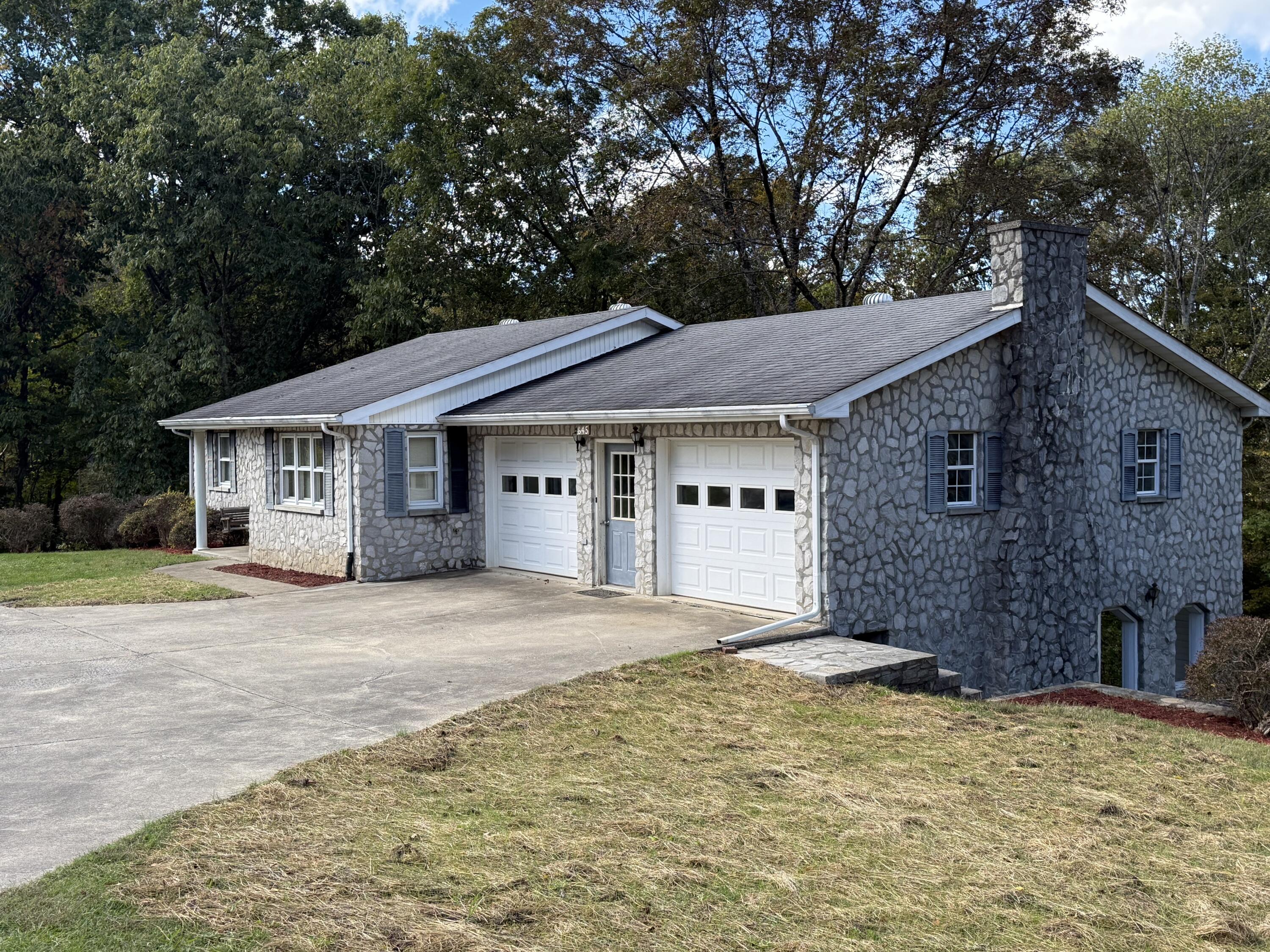 645 Sand Springs Road Mount Vernon, KY 40456 - Photo 4 of 29 IMG_1232