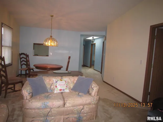 $225,000 | 2608 38th Street, Moline, IL 61265