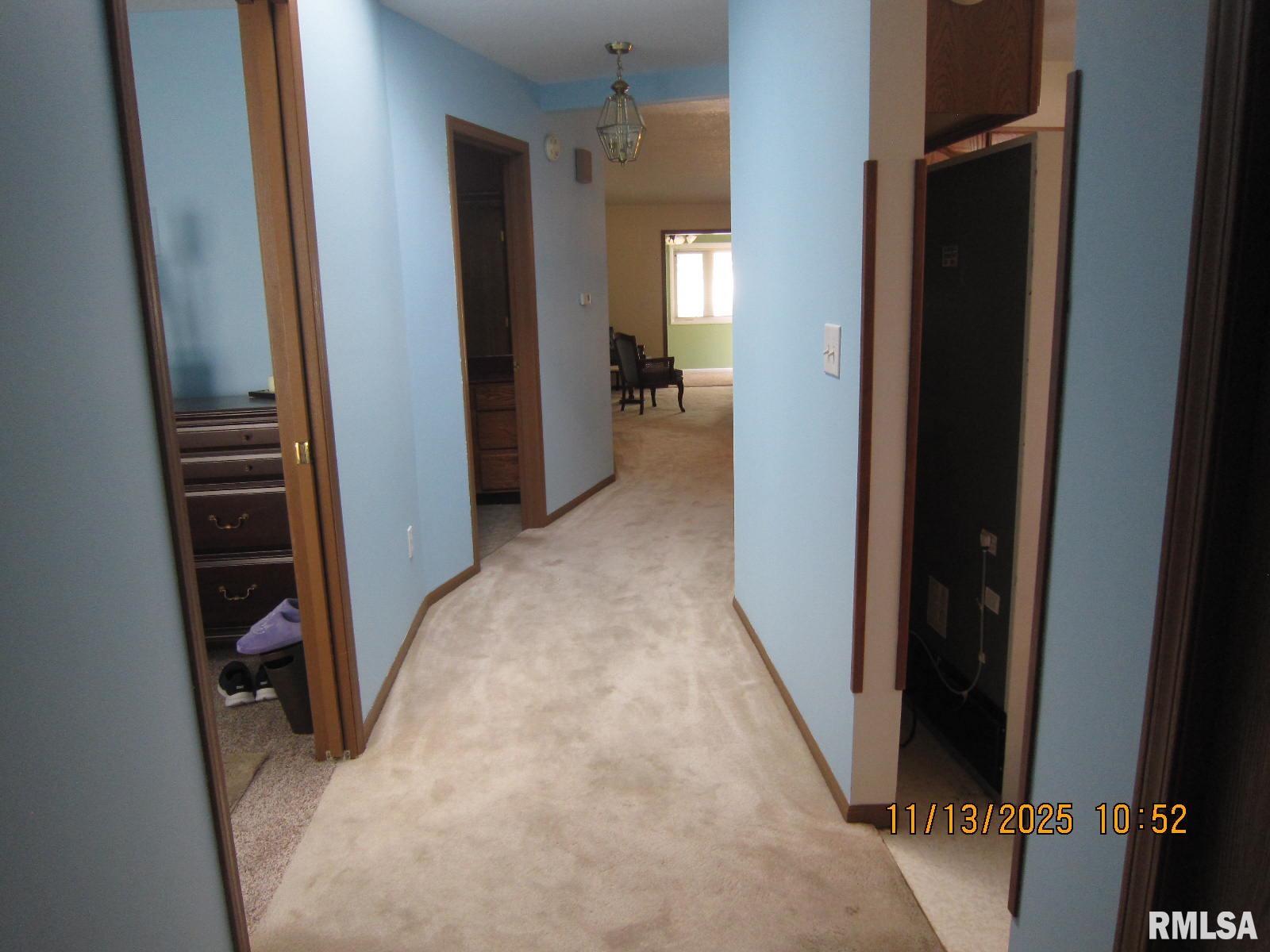 2608 38th Street Moline, IL 61265 - Photo 3 of 42