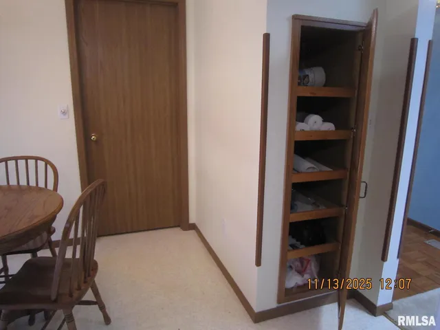 $225,000 | 2608 38th Street, Moline, IL 61265