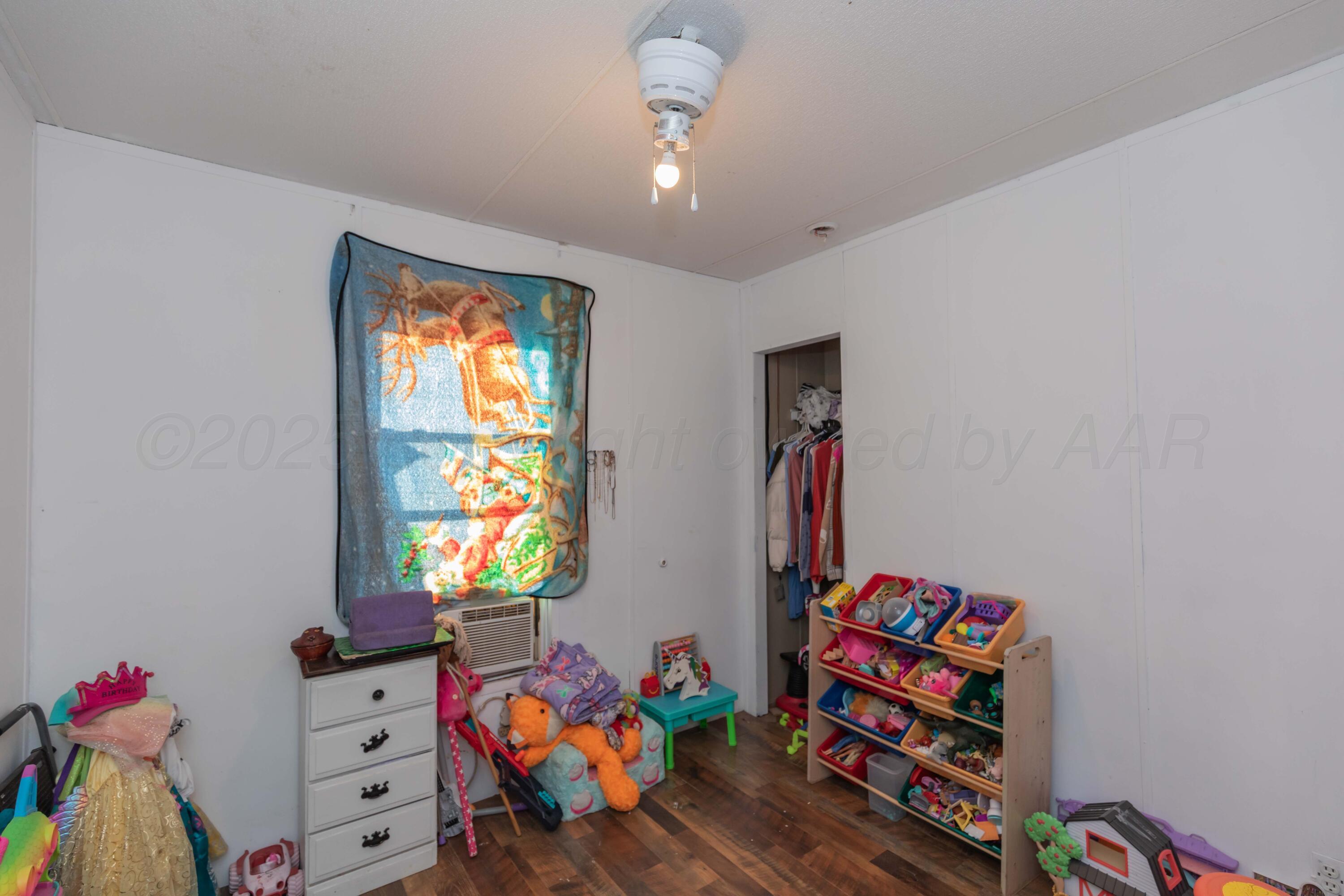 11566 County Road East Pampa, TX 79065 - Photo 25 of 56 BEDROOM 2 VIEW 1