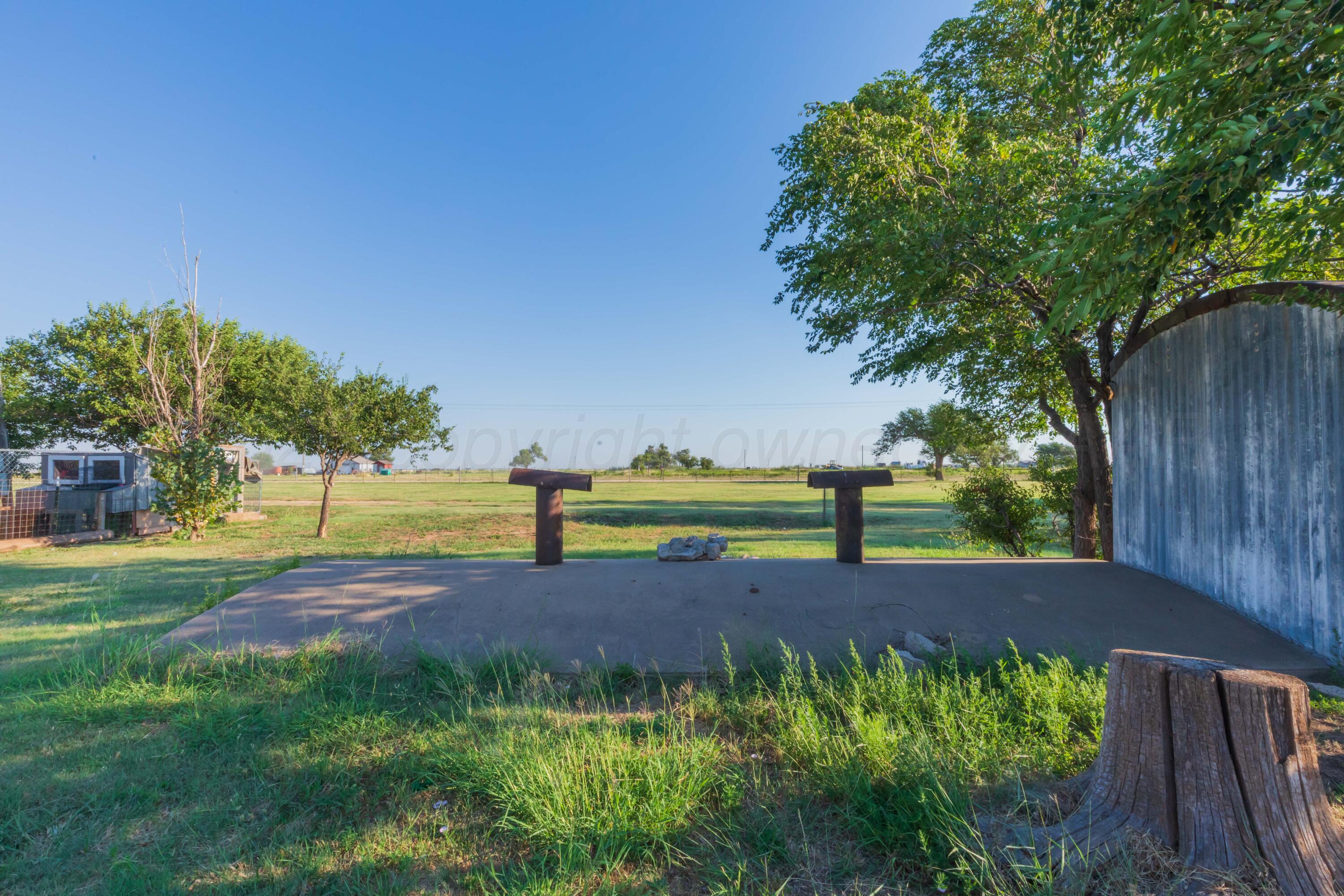 11566 County Road East Pampa, TX 79065 - Photo 41 of 56 a view of a park with large trees