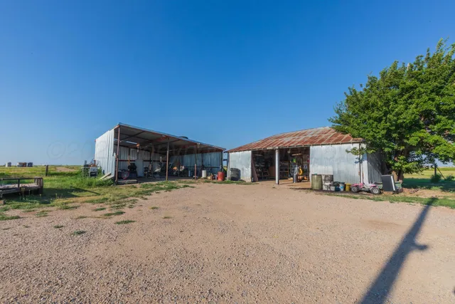$245,000 | 11566 County Road East, Pampa, TX 79065