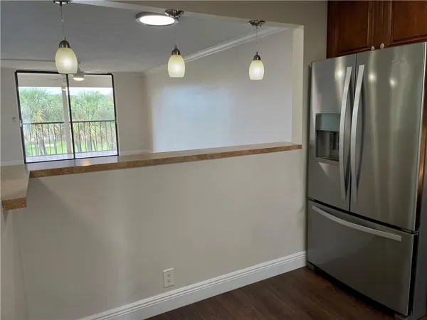 $2,000 | 2460 DC Country Club Boulevard, Unit 408A, Deerfield Beach, FL 33442