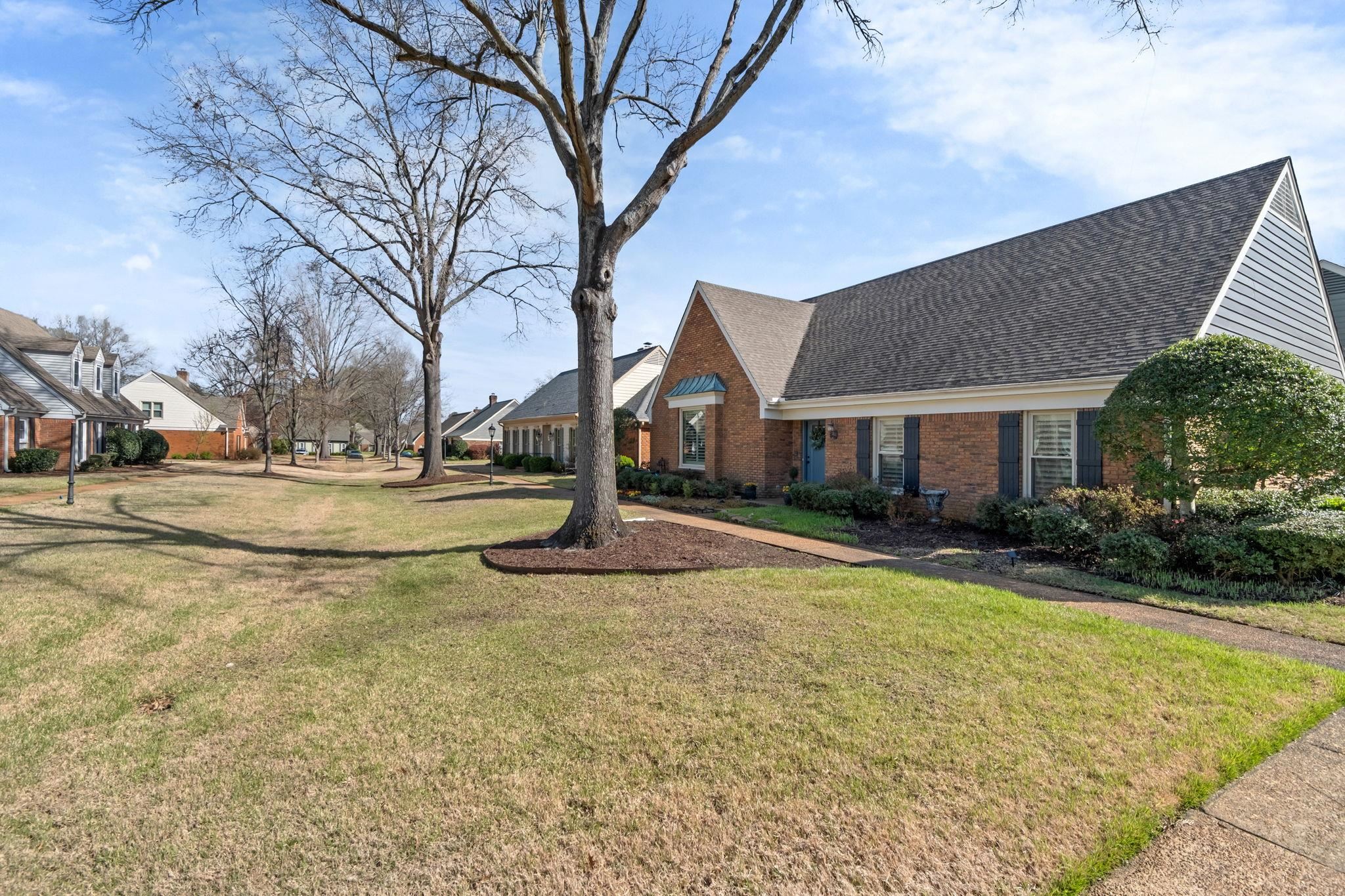 1911 Allenby Road Germantown, TN 38139 - Photo 3 of 27