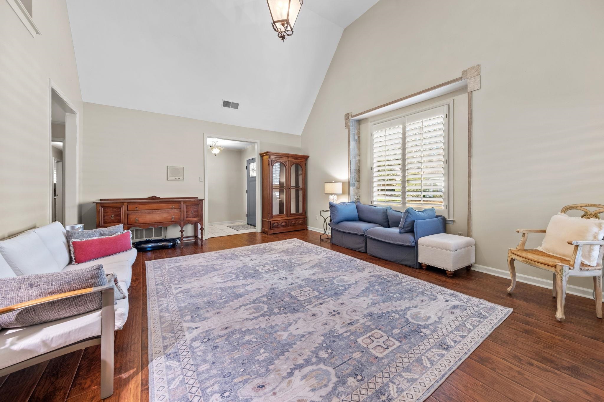 1911 Allenby Road Germantown, TN 38139 - Photo 5 of 27