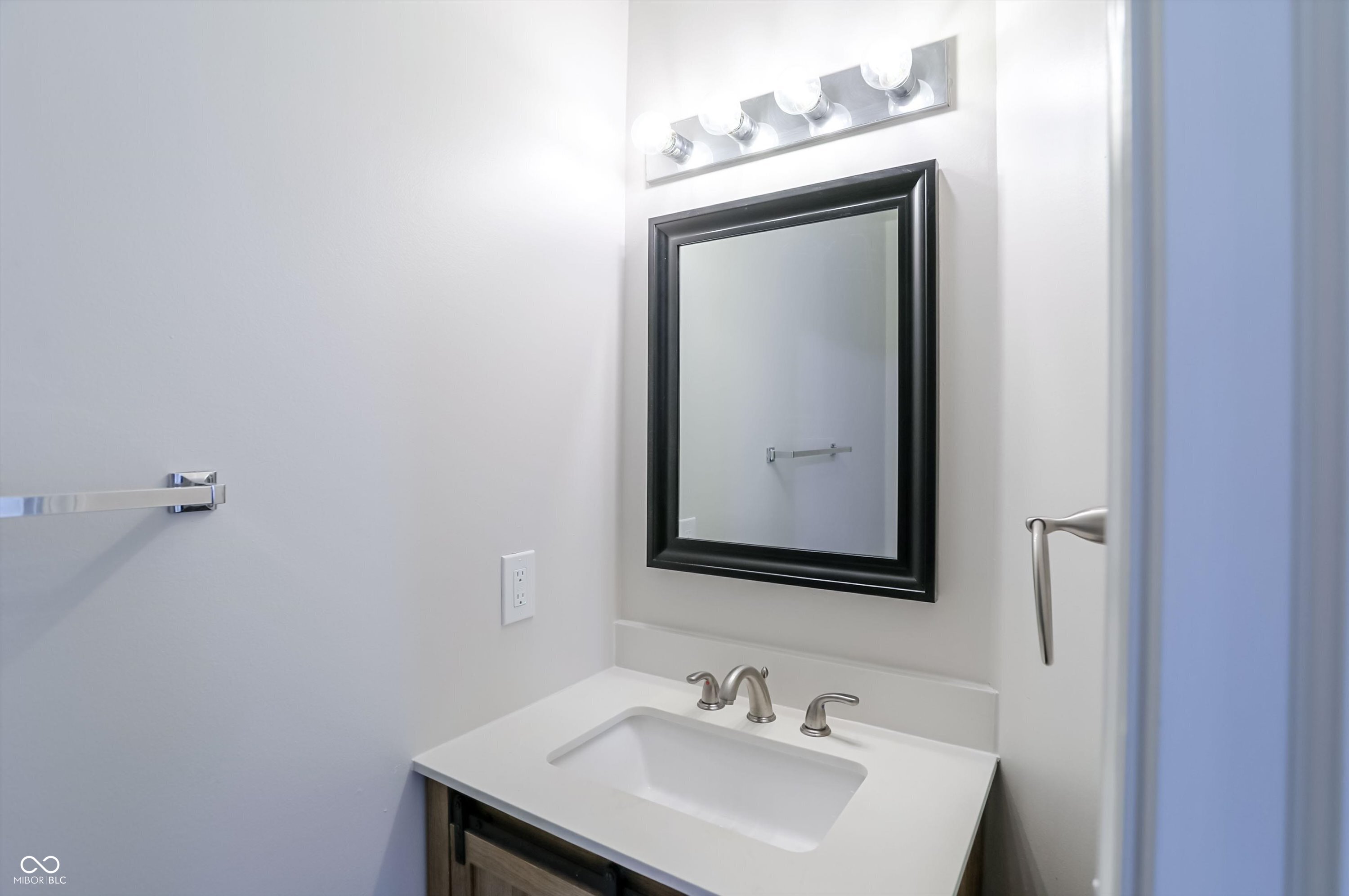 13208 Radnor Way Fishers, IN 46038 - Photo 24 of 60