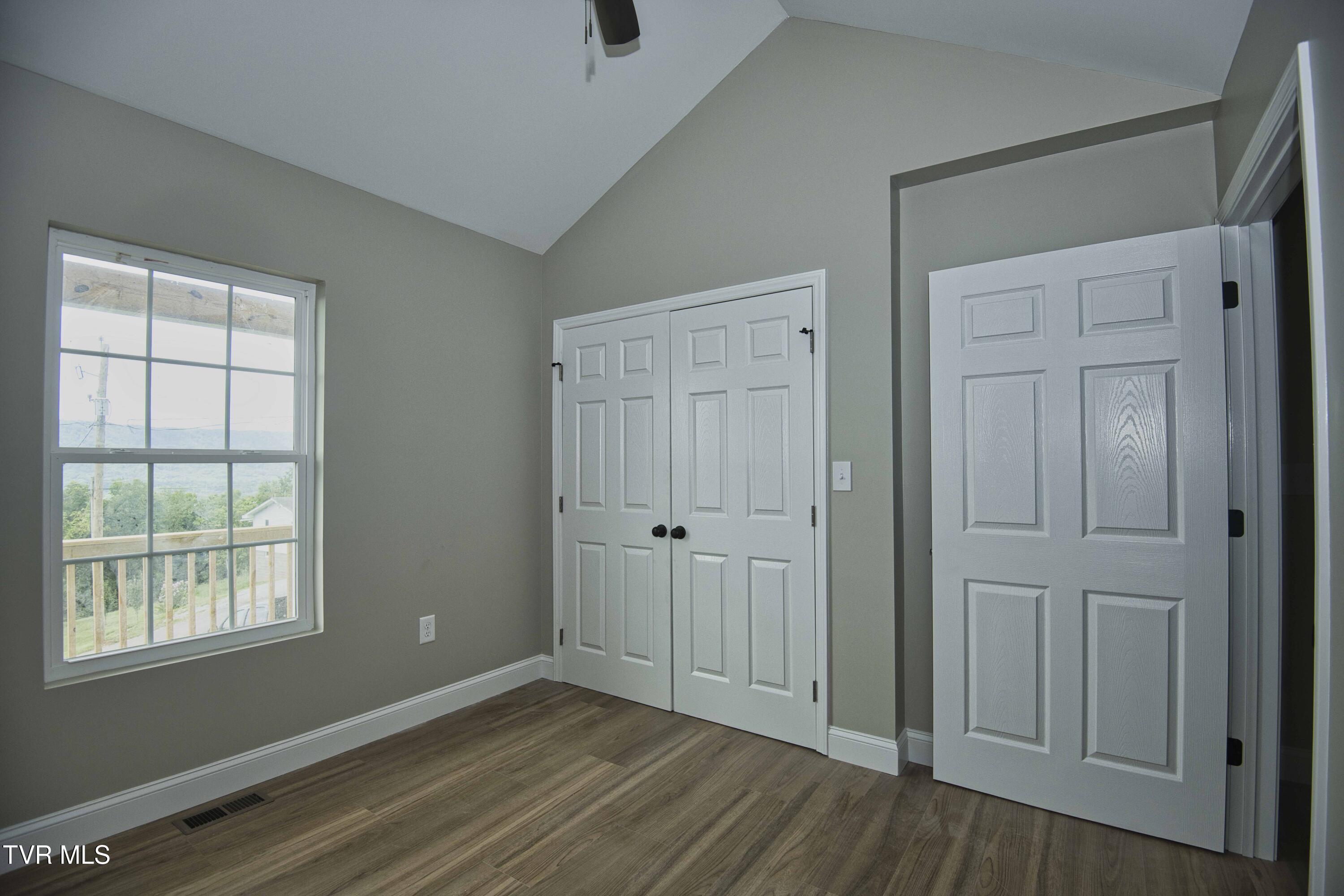 1720 Pendleton Street Kingsport, TN 37660 - Photo 16 of 20 Pendleton_7