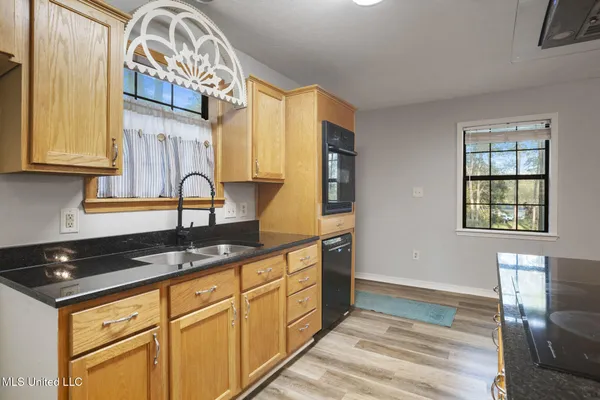 $319,900 | 535 Leeville Road, Petal, MS 39465