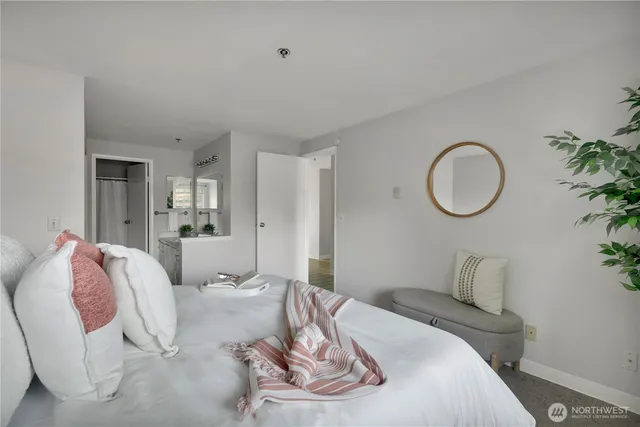 $274,997 | 28610 16th Avenue South, Unit 303, Federal Way, WA 98003