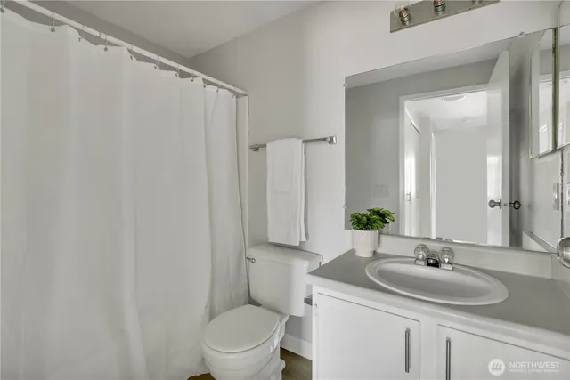 $274,997 | 28610 16th Avenue South, Unit 303, Federal Way, WA 98003