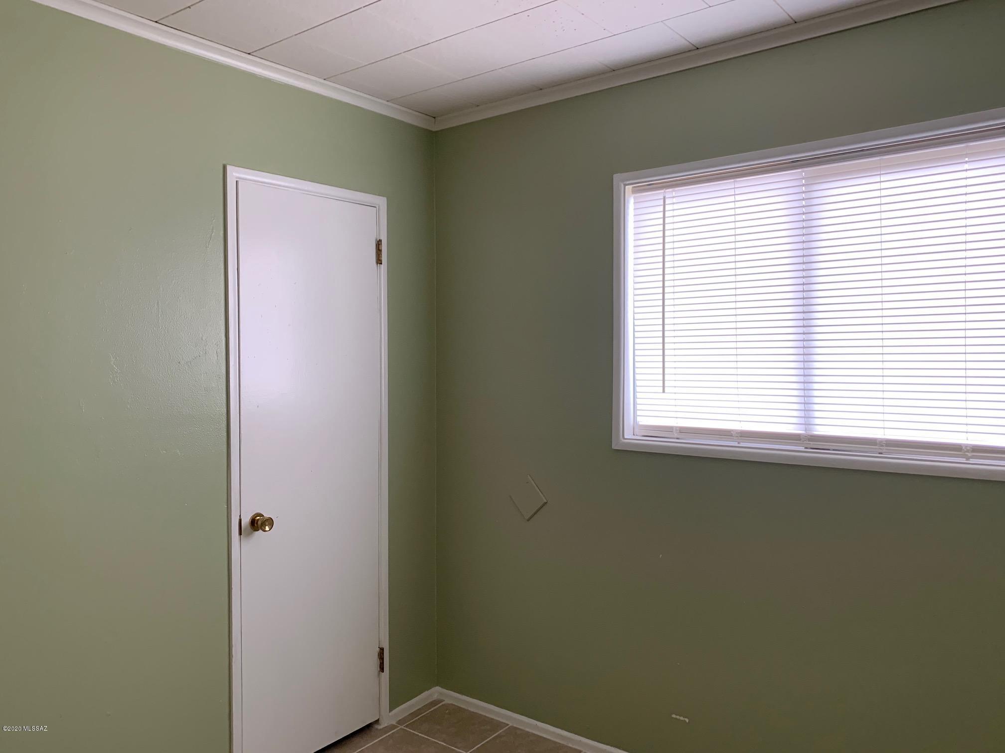 681 East McNeil Road Benson, AZ 85602 - Photo 14 of 17