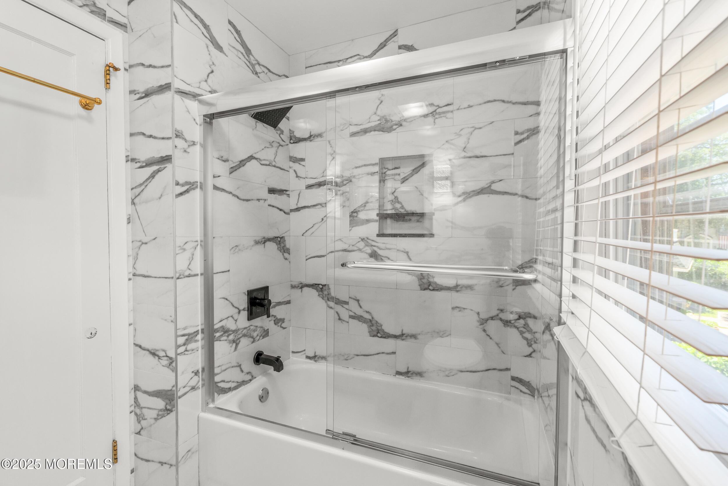 562 North Edgemere Drive West Allenhurst, NJ 07711 - Photo 21 of 36 039