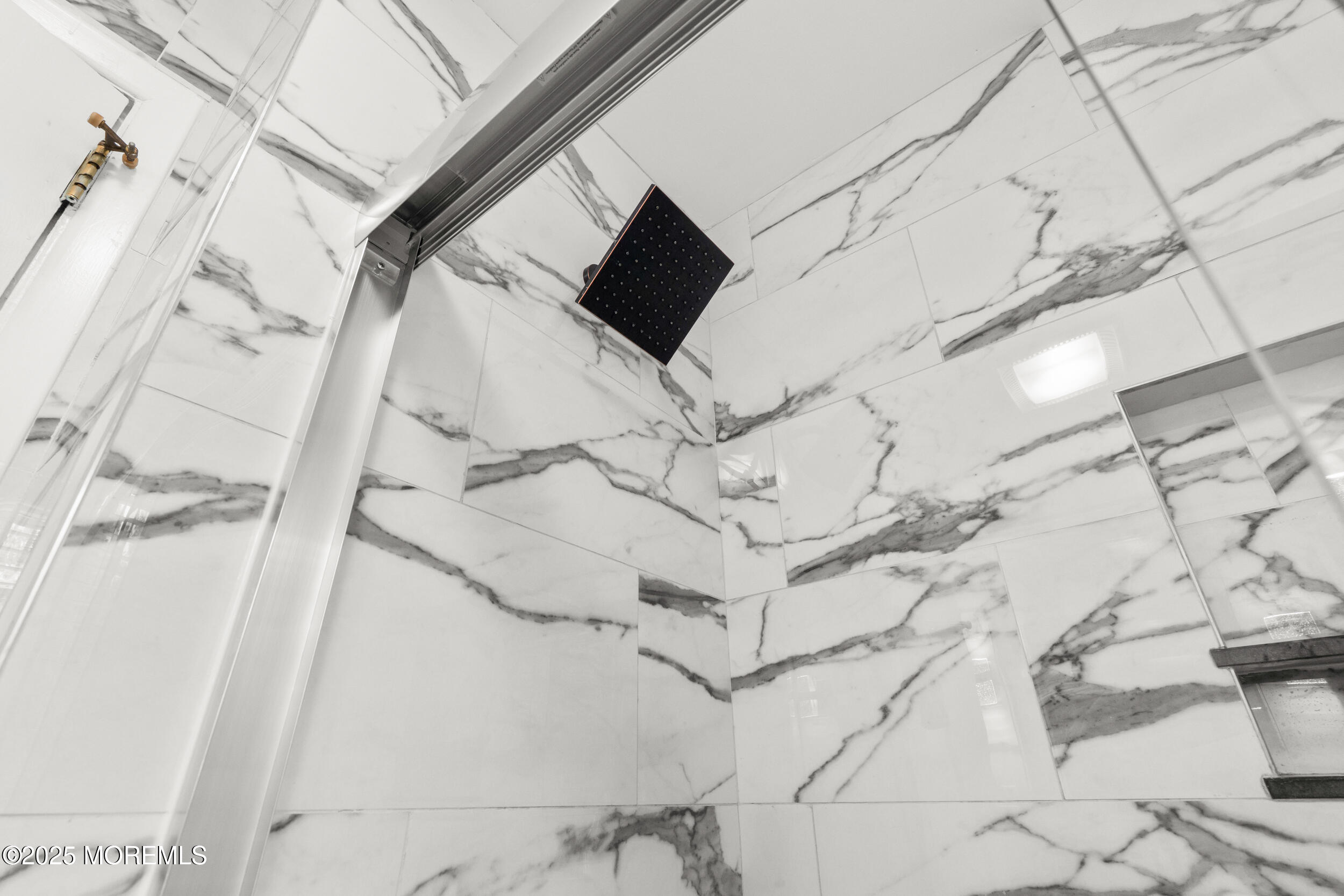 562 North Edgemere Drive West Allenhurst, NJ 07711 - Photo 22 of 36 040