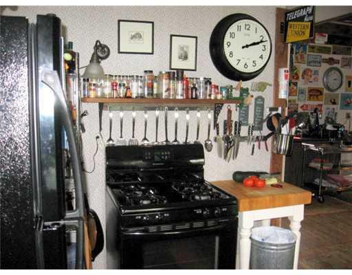 254 Cushman Road Winslow, ME 04901 - Photo 3 of 23 Kitchen. Kitchen w/appliances.