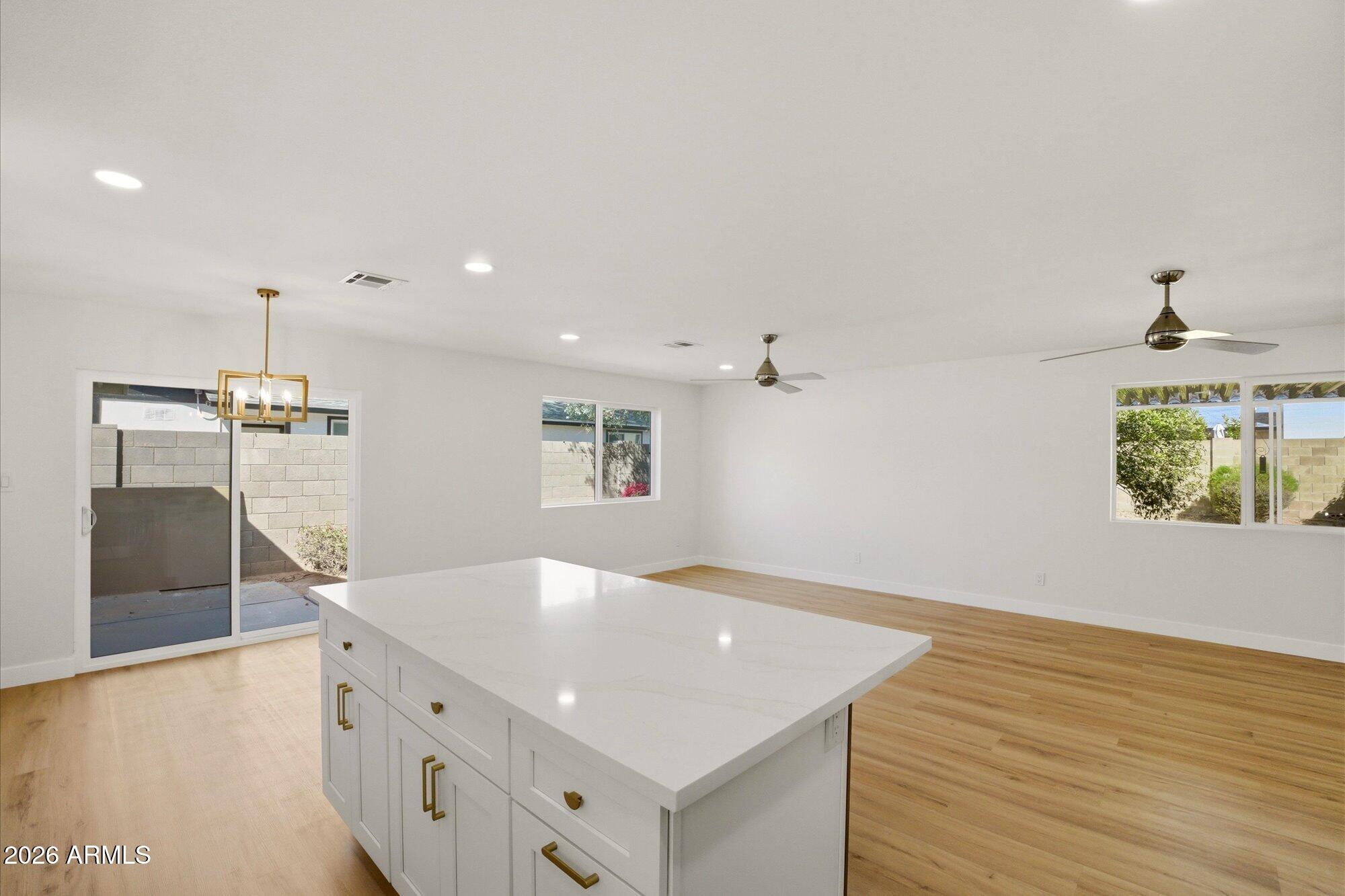 5222 West Hatcher Road Glendale, AZ 85302 - Photo 10 of 26 06-