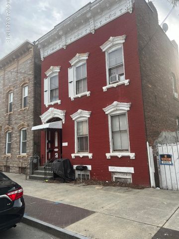$138,000 | 403 1st Street, Troy, NY 12180