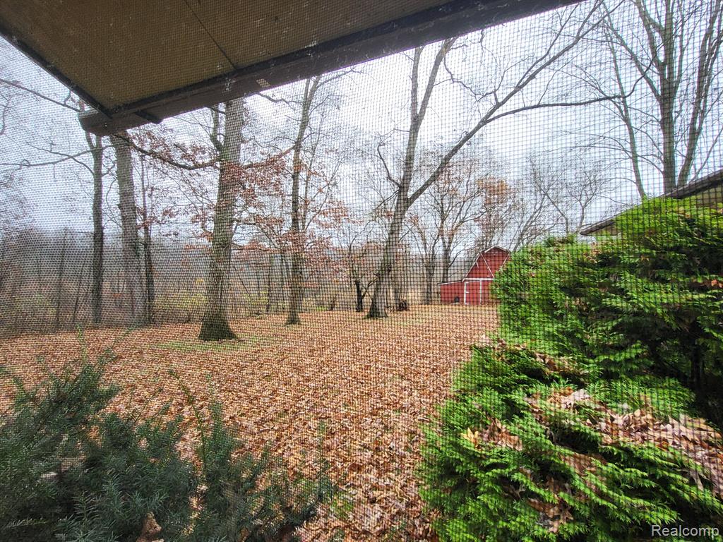 3438 Golf Club Road Howell, MI 48843 - Photo 22 of 24