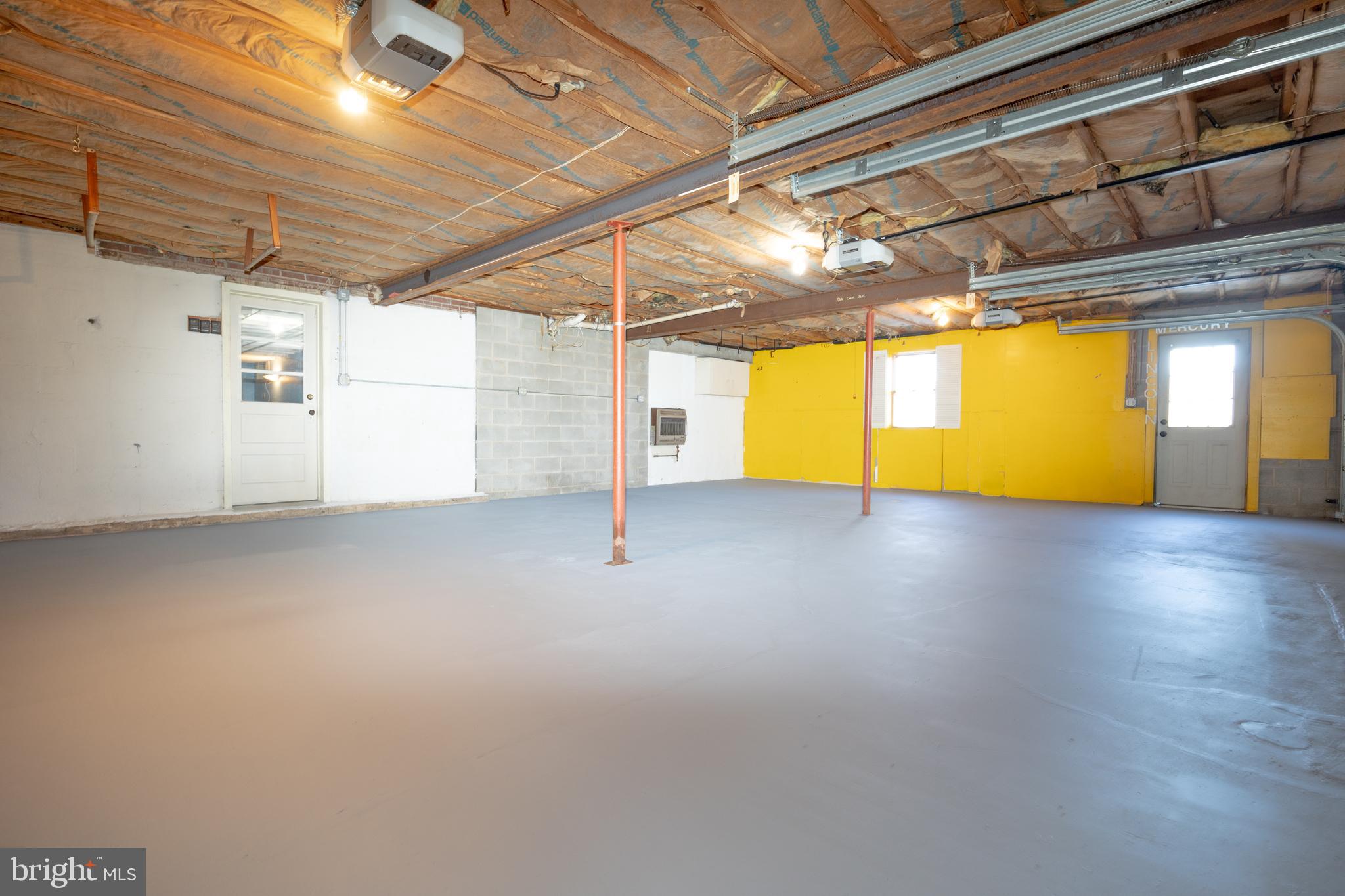 6112 Linglestown Road Harrisburg, PA 17112 - Photo 34 of 45 a view of empty room