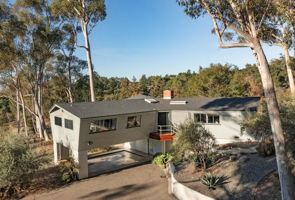 $4,895,000 | 1030-1010 East Mountain Drive, Santa Barbara, CA 93108