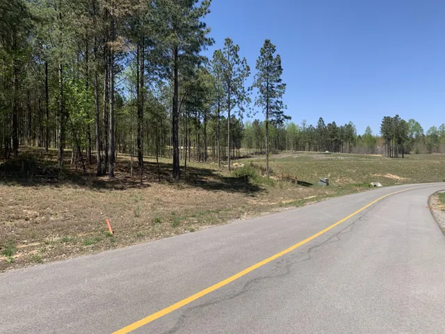 $239,900 | 350 Crockett Loop, Jasper, TN 37347