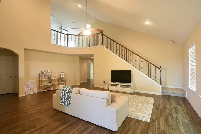 $2,650 | 11612 Santa Elena Lane, Austin, TX 78717